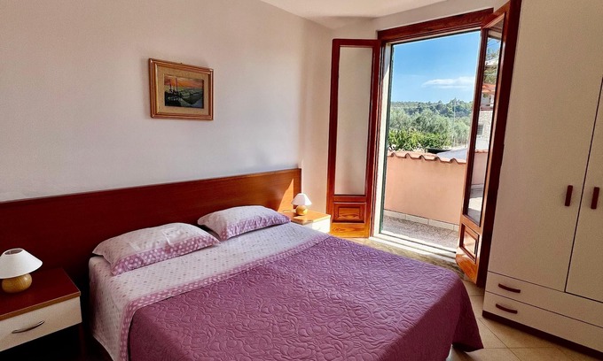 Defensola Apartment | Three-room apartment Vieste 700 meters from the beach