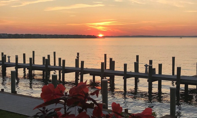 Midtown Ocean City Condo | Thunder Island Bayfront Condo - Walk to Beach - next to Convention Center