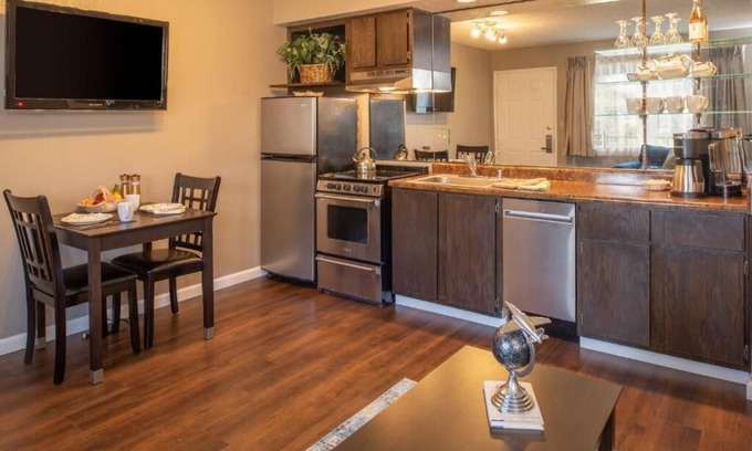 Sparks Apartment | Thunderbird Resort Club