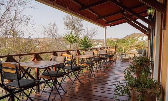 Windhoek House | Ti Melen Boutique Guesthouse l Ondili