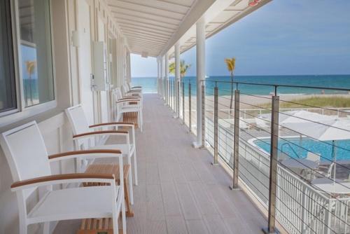 Lauderdale-by-the-Sea Hotel | Tides Inn Hotel