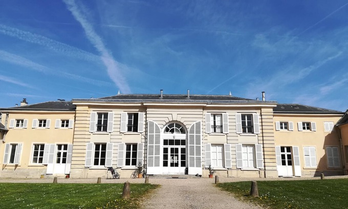 Notre-Dame House | Tiers lieu de l'Ermitage, Room 3