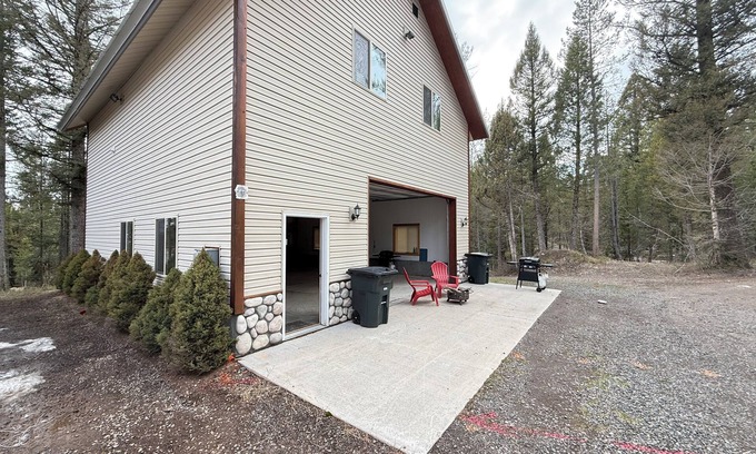 Island Park Cabin | Timber Heights Studio* Wifi, Satellite, Bbq Grill, Foosball, 33 Miles to Yellowstone