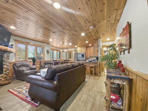Park City House | Timberwolf Lodge 6 cabin