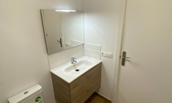 Santa Cruz de Tenerife Apartment | TINERFE APARTMENT. Ideal for up to three people, pets allowed,
