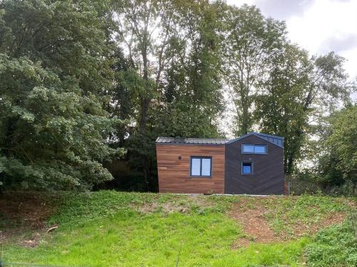 Saint-Andre-sur-Orne Ski Chalet | Tiny house des cyclamens St André sur Orne