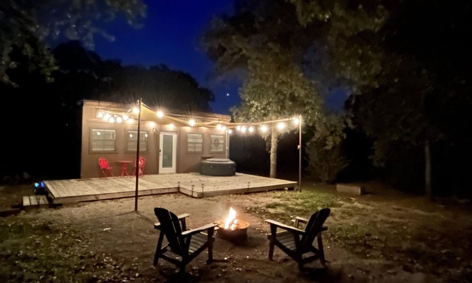 Ardmore House | Tiny House for two nestled under massive oaks in Southern Oklahoma.