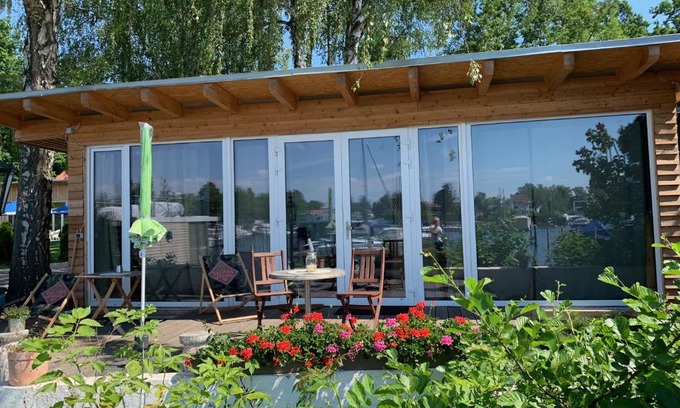 Wilhelmstadt Cabin | Tiny House oder Ferienwohnung auf der Sunset Marina