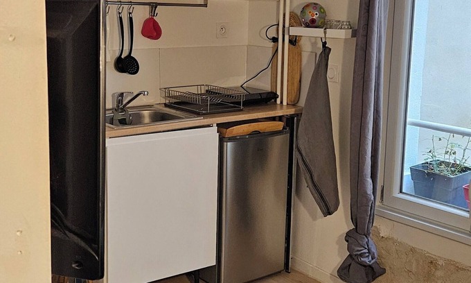 Saint-Louis Condo | Tiny studette Rémilly Versailles