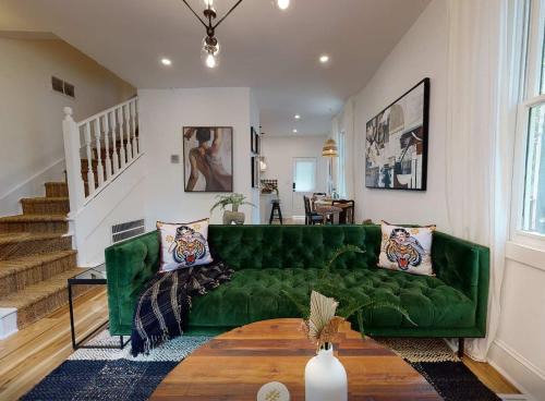 Cabbagetown House | Tip of the Hat