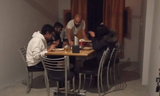 Gushaini House | TIRTHAN HILL TOP Semi Deluxe Room B