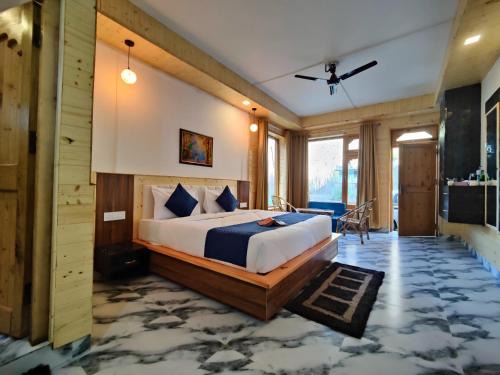 Banjar House | Tirthan Stone Age inn