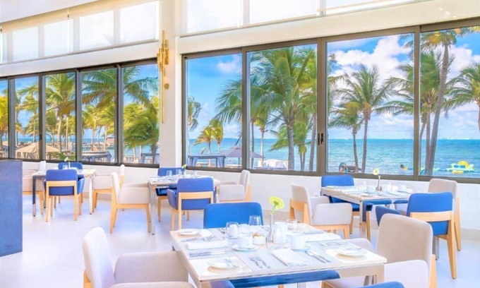 Downtown Cancun Condo | tnElite 5 Star Ocean Front Vacation Properties at Garza Blanca Cancun
