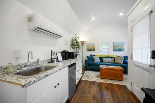 Broken Bow House | To the Moon Cozy Studio for 2