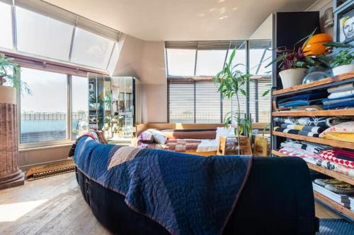 Tollington House | TOLLINGTON House