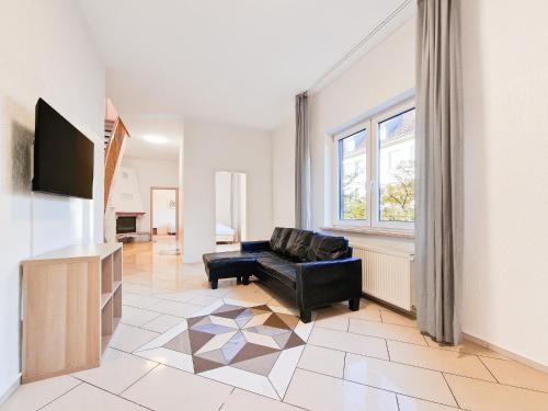 Hochfeld Apartment | Tolstov Apartments - 2 , 3 and 4 Room Apartments - 25 Min Messe DUS