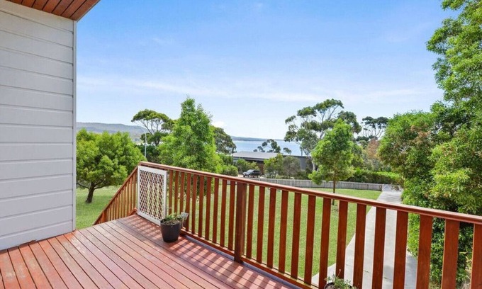 Binalong Bay House | Too Tyred - Binalong Bay