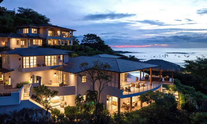 Tamarindo House | Top Location! Luxury Estate with 2 Pools & Panoramic Ocean Views in Tamarindo