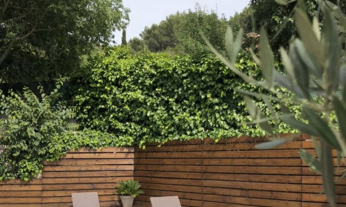 Cuges-les-Pins House | Top of Villa swimming pool, Jacuzzi, BBQ Beaches at 15Km