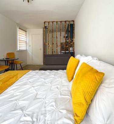 Tottenham Green Bed & Breakfast | Tottenham City Stays