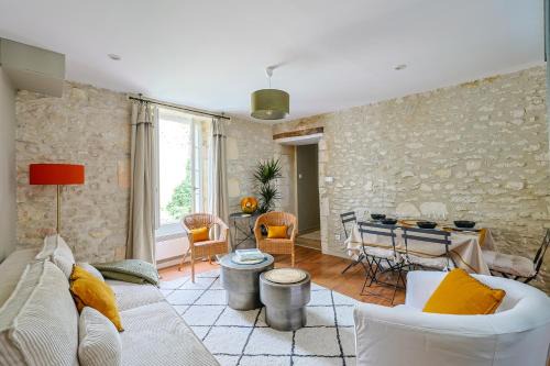 Cognac Apartment | Tour du palais #Terrasse #Vue