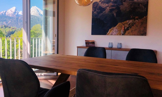 Berchtesgaden Apartment | Tower East, 2 sep. Bedroom, eat-in kitchen 100sqm