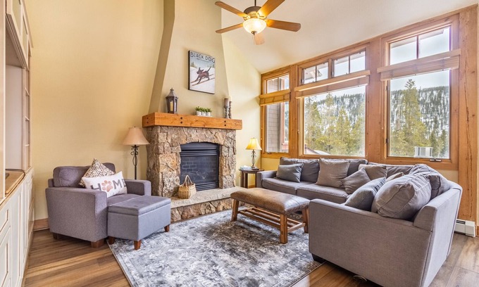Keystone House | Townhome with Stunning Mountain Views from Private Deck, Shuttle Stop Nearby!