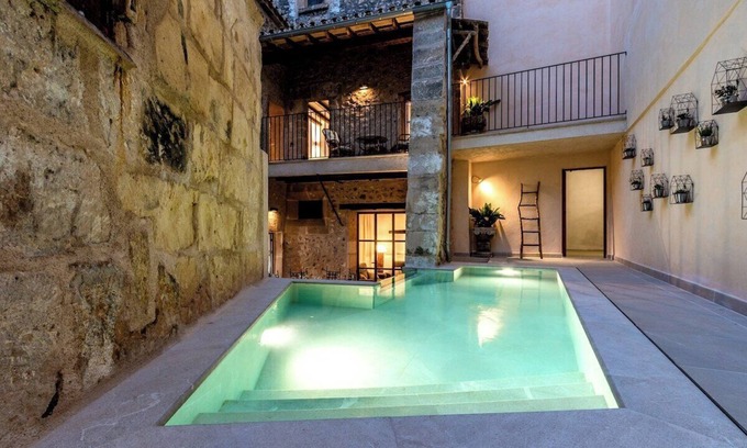 Pollensa House | Townhouse Deluxe Can Butxaca By home villas 360