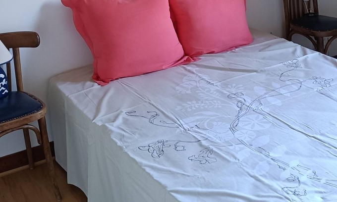 Gardouch House | townhouse with free parking