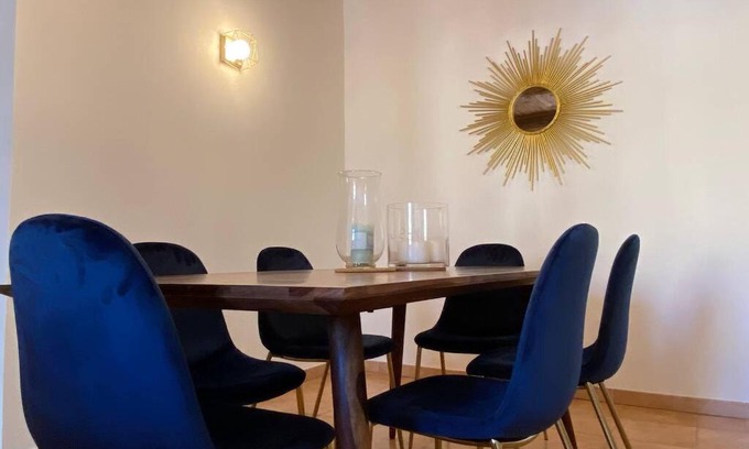 Riez Apartment | Très beau appartement au centre historique de Riez