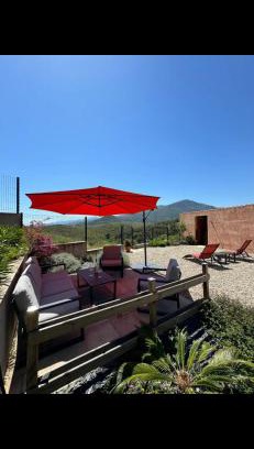 Biguglia House | Très jolie mini villa douillette avec vue sur montagne