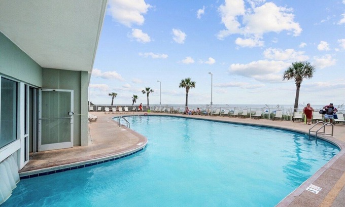 Orange Beach Apartment | Tradewinds 207 · Amazing Gulf Views, Family Friendly, King Bed