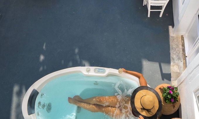 Oia House | TRADITIONAL CAVE in the heart of old OIA