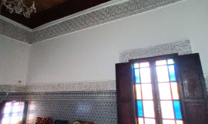 Talaa House | Traditional Dar in Fes Jdid 360° view terrace