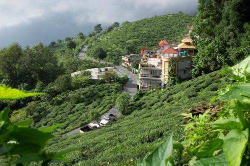 Kurseong House | Traditional Hotel & Restaurant ! Kurseong ! Best Hotel in Kurseong