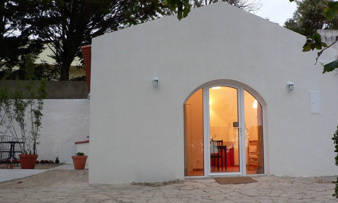 Cascais House | Traditional House surrounded by a large Garden Near the Beach, Sintra & Cascais