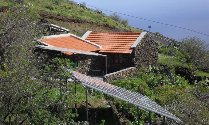 Taibique House | Traditional rural house, tranquility, landscape, renewable energy and WIFI