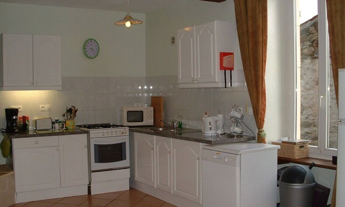 Monsireigne Other | Traditional Vendeen Farmhouse incorporating 3 gites. Family-friendly.