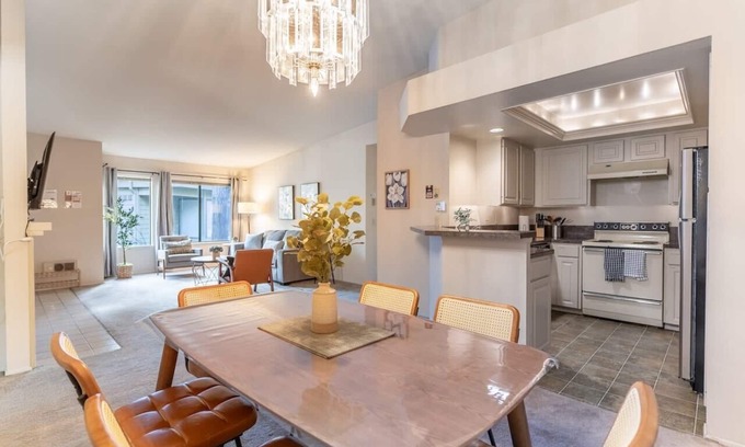 Northwest Bellevue Apartment | Tranquil Apt, 2 King Suites, Pet Friendly near DT Bellevue