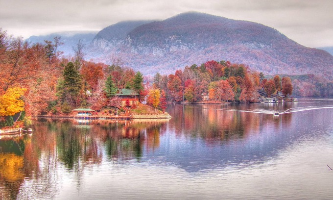 Fletcher House | Tranquil Blue Ridge Mountain Retreat on 10 Acres, Dog Friendly, Firepit