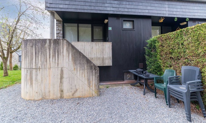 Ny House | Tranquil bungalow in Hotton with terrace