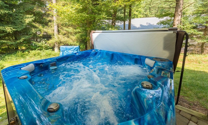 Oakland House | Tranquil Dreams: Lake Access, Hot Tub, Pool Table, Fire Pit, Fireplace