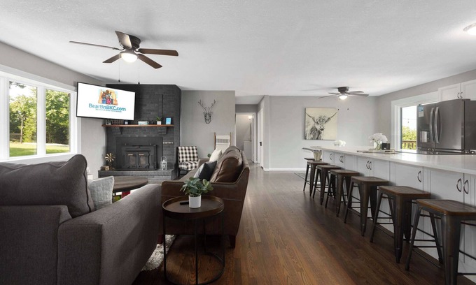 Cass County House | Tranquil Escape|20 Acres Fishing+Wildlife Watching