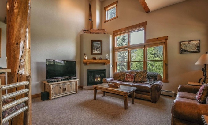 Keystone Condo | Tranquil Mountain Haven