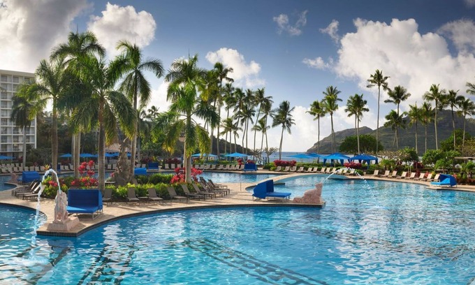 Lihue Hotel | Tranquil Oasis on Kaua'i's Shores! 4 Ocean View Rooms! Pool, Airport Shuttle!