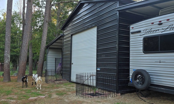 Aiken House | Tranquil RV in charming Aiken in private paddock with room for your horses.