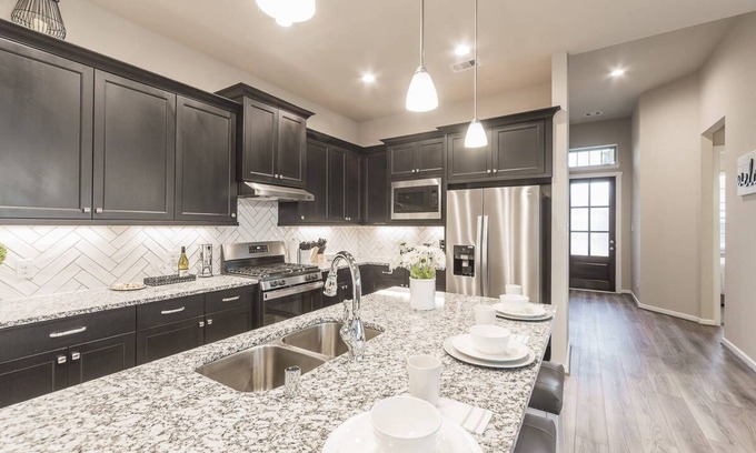 Sienna Plantation House | Tranquil Stay on Crossing Oak