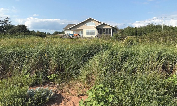 Shemogue House | Tranquility Beach Cottage