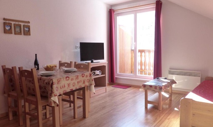 Villar-d'Arene Apartment | Tranquillité et authenticité au pied des Ecrins