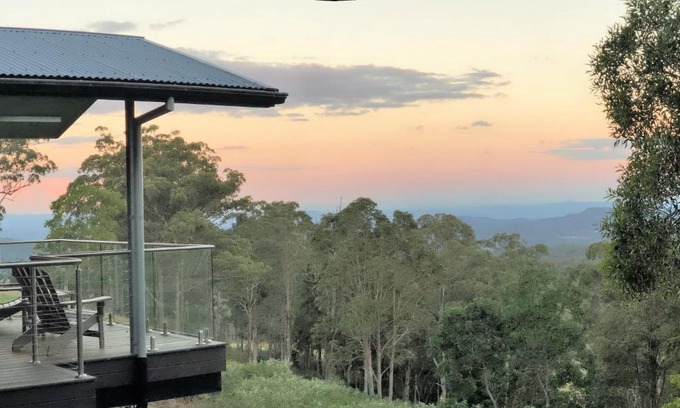 Ravensbourne Ski Chalet | Tranquillity at Ravensbourne Escape